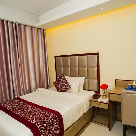 Hotel Mira Garden Σιλέτ Εξωτερικό φωτογραφία