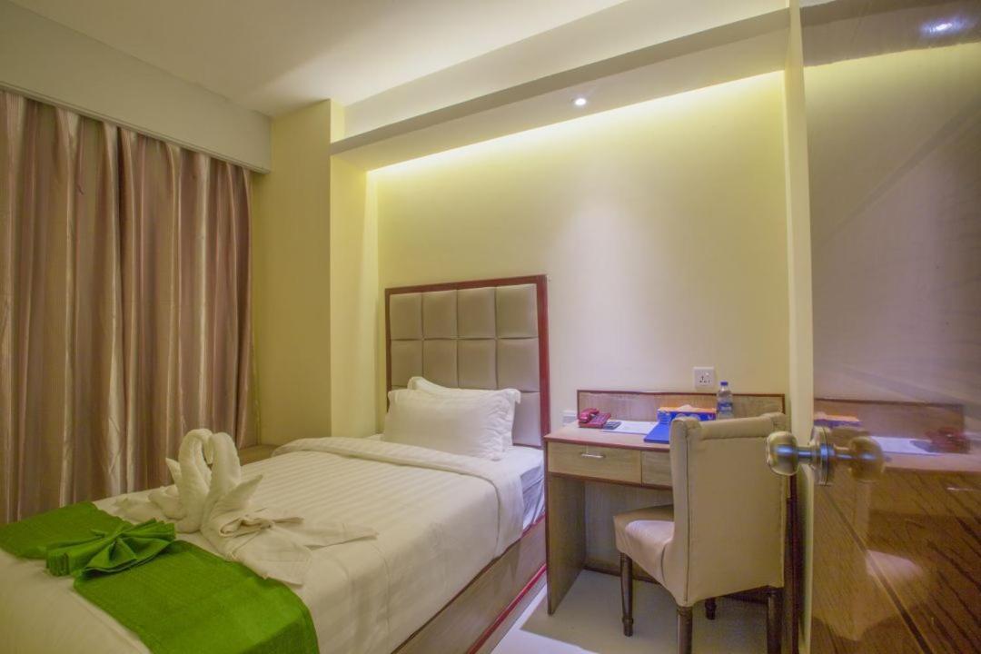 Hotel Mira Garden Σιλέτ Εξωτερικό φωτογραφία