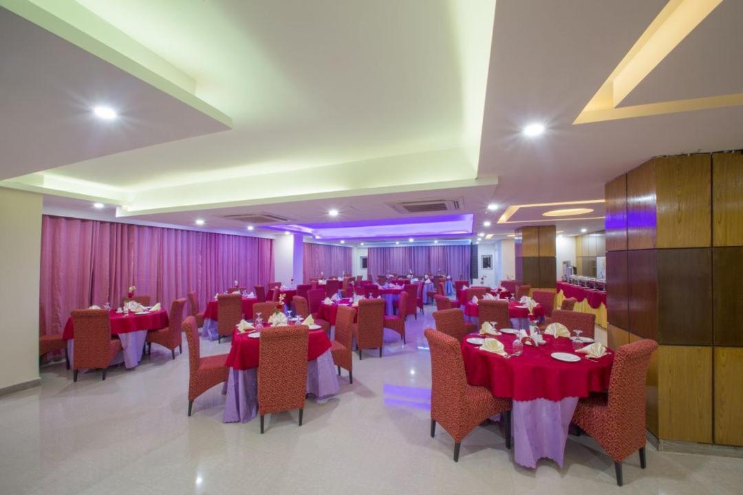 Hotel Mira Garden Σιλέτ Εξωτερικό φωτογραφία