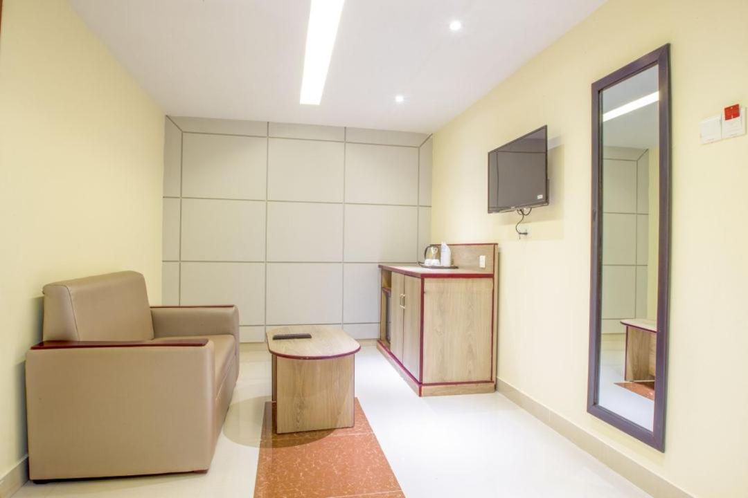 Hotel Mira Garden Σιλέτ Εξωτερικό φωτογραφία